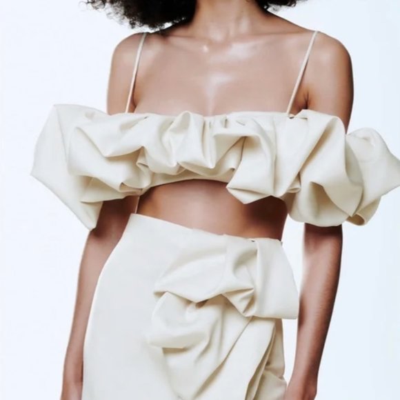 Zara Tops - NWT Zara Voluminous Crop Top
